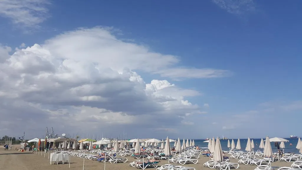 Alex Beach Apartment 31 Larnaca 0*,